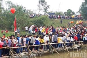 Phiên chợ “mua may, bán rủi” độc nhất xứ Thanh