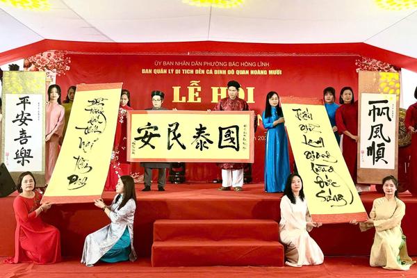 Bắc Hồng Lĩnh (Hà Tĩnh): Khai bút đầu Xuân Bính Ngọ 2026 – Lan tỏa truyền thống hiếu học