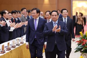 Thủ tướng yêu cầu triển khai công việc ngay từ ngày đầu sau Tết