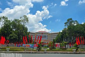 Cà Mau: Quyết nghị nhiều nội dung chiến lược tại hội nghị Tỉnh uỷ lần thứ tư