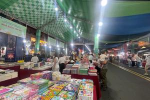 TP Hồ Chí Minh: Lễ hội Đường sách Tết Bính Ngọ ghi nhận 83.728 bản sách được bán ra