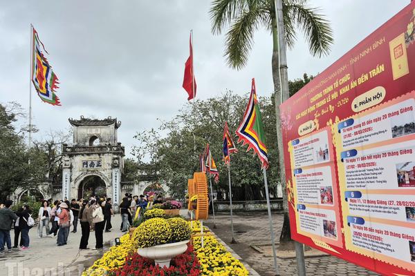 Lễ hội Khai ấn Đền Trần Ninh Bình diễn ra trong 6 ngày