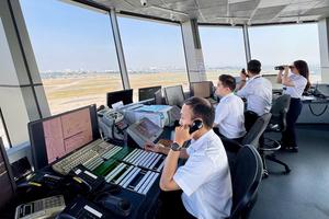 Hàng không Việt Nam vượt áp lực cao điểm Tết