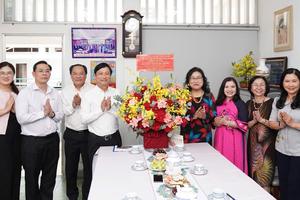 TPHCM tri ân các nữ trí thức tiêu biểu ngành Tai Mũi Họng nhân Ngày Thầy thuốc Việt Nam