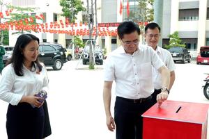 Chủ tịch tỉnh Quảng Ngãi kiểm tra công tác bầu cử, yêu cầu không để phát sinh điểm nóng