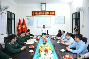 Bí thư Tỉnh ủy Thanh Hóa thăm và chúc mừng Đồn Biên phòng Cửa khẩu Tén Tằn