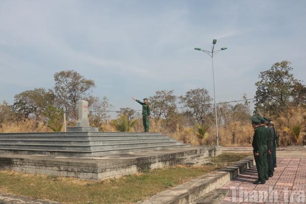 Đắk Lắk: Lực lượng vũ trang bỏ phiếu bầu cử sớm tại 11 khu vực