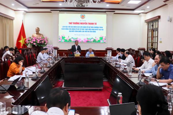 Bộ Tư pháp vận dụng linh hoạt các quan điểm chỉ đạo trong Văn kiện Đại hội XIV của Đảng