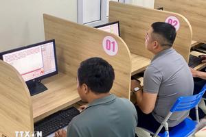 Sát hạch, cấp đổi giấy phép lái xe ở Hà Nội: “Ba nhất” vì dân phục vụ