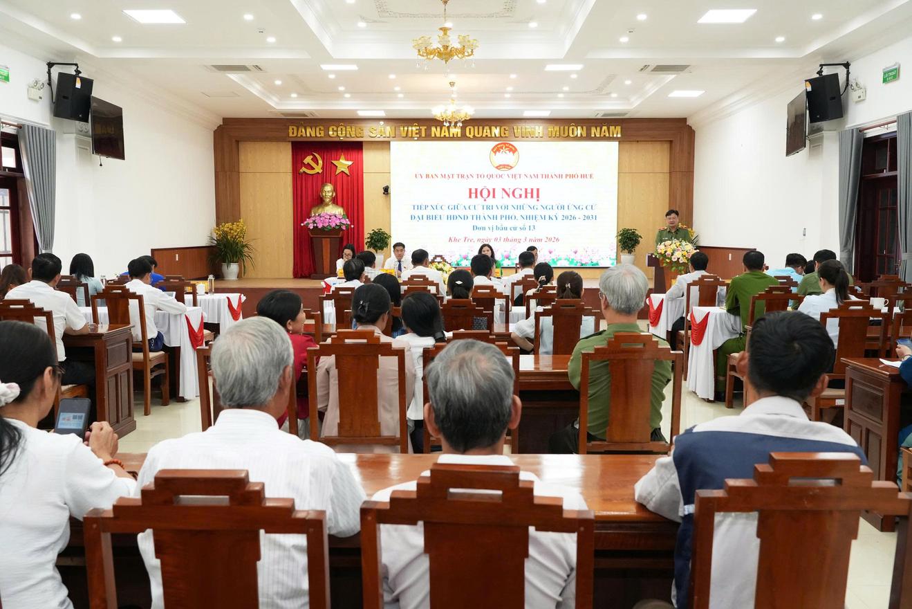 Ứng cử viên HĐND TP Huế tiếp xúc cử tri tại xã Khe Tre: Khẳng định trách nhiệm trước Nhân dân