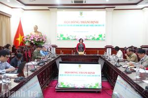 Hoàn thiện pháp luật y tế theo hướng phân quyền, đơn giản hóa thủ tục hành chính