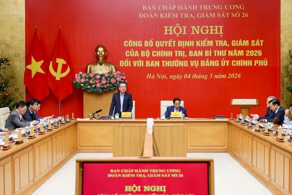 Công bố quyết định kiểm tra của Bộ Chính trị với Ban Thường vụ Đảng ủy Chính phủ