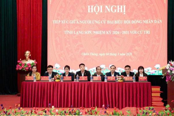 Kiên quyết chống mọi hành vi tham nhũng, lãng phí, tiêu cực