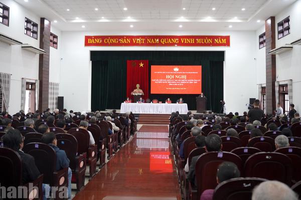 Tiếp xúc cử tri với người ứng cử đại biểu Quốc hội khóa XVI tại TP Huế