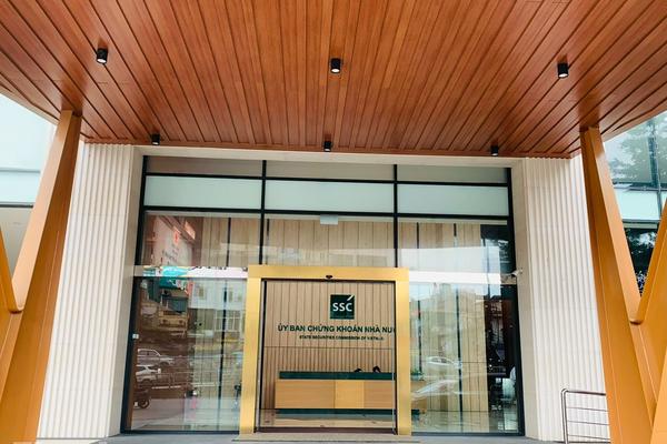 Thao túng thị trường chứng khoán, 26 cá nhân bị phạt tiền và cấm giao dịch 2 năm