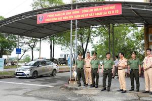 Giám đốc Công an TP Huế kiểm tra công tác sát hạch lái xe, nâng cao chất lượng phục vụ người dân