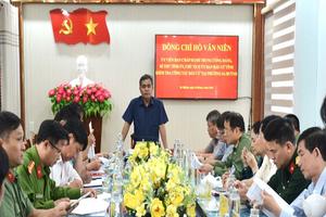 Bí thư Tỉnh ủy Hồ Văn Niên kiểm tra công tác chuẩn bị bầu cử tại Quảng Ngãi