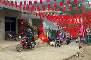 Vun đắp sức mạnh đại đoàn kết từ những bản làng biên giới