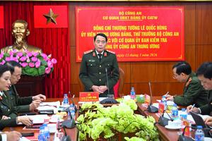 Kiểm tra Đảng trong Công an nhân dân: Gương mẫu đi đầu, phòng ngừa từ sớm