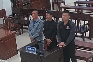 Bắc Ninh: Phạt tù 3 đối tượng về các hành vi “Chế tạo, tàng trữ, mua bán trái phép vũ khí quân dụng”