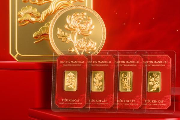 Giá vàng hôm nay 17/3: Giá vàng chịu áp lực về sát 5.000 USD/ounce