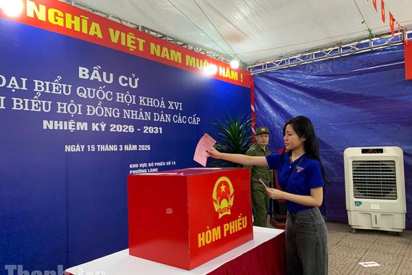 Cử tri Phường Láng rộn ràng không khí Ngày hội non sông