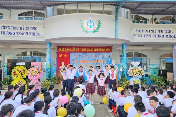 Đồng Tháp tăng cường trợ giúp giáo dục người khuyết tật