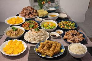 Thể lệ cuộc thi viết chủ đề “Bữa cơm gia đình ấm áp yêu thương”