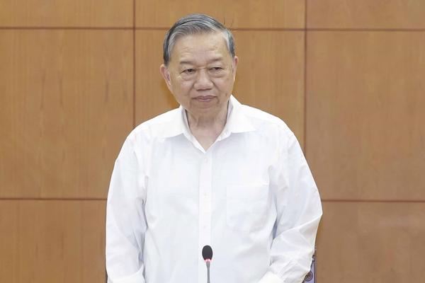 Tổng Bí thư yêu cầu “cởi trói” tư duy cũ, có chiến lược cụ thể nhằm tái cơ cấu nền kinh tế