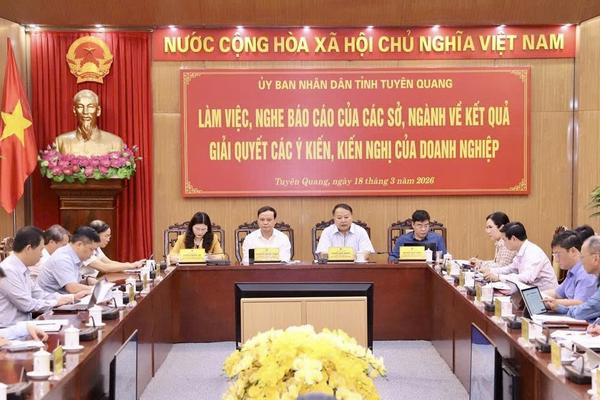Chỉ ra “điểm nghẽn” sợ sai, Chủ tịch UBND tỉnh Tuyên Quang yêu cầu gỡ vướng theo “6 rõ” cho doanh nghiệp
