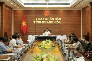 Chủ tịch UBND tỉnh Khánh Hòa tiếp công dân, chỉ đạo rà soát kiến nghị liên quan dự án bờ sông Dinh