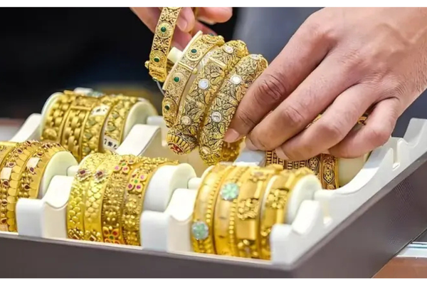 Dự báo giá vàng tuần tới: Đà giảm còn kéo dài hay sắp tạo đáy?