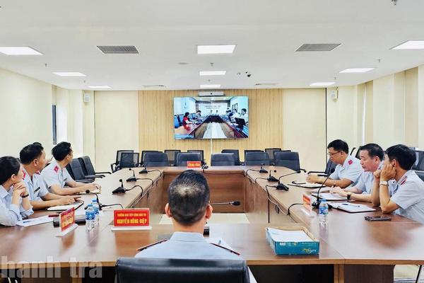 Tiếp công dân trực tuyến: Cơ hội, thách thức và yêu cầu hoàn thiện khung pháp lý