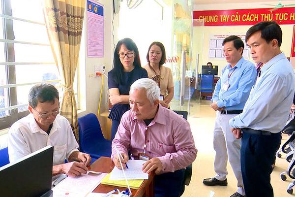 Kiểm tra đột xuất công tác kiểm soát thủ tục hành chính ở Phú Thọ