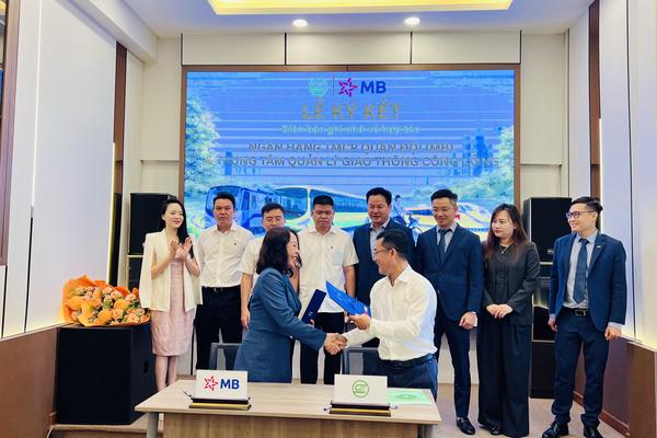 MB đồng hành cùng Sở Xây Dựng TP.HCM phát triển giải pháp thanh toán số trong giao thông công cộng