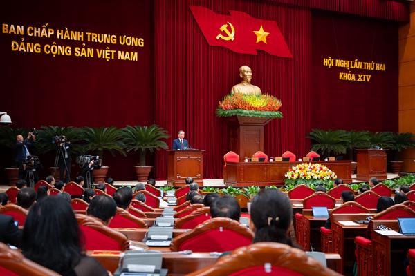 Trung ương: Kiên quyết không để xảy ra khủng hoảng kinh tế trong mọi tình huống