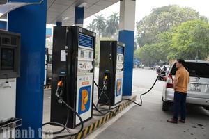 Không thu thuế môi trường, VAT, tiêu thụ đặc biệt với xăng dầu