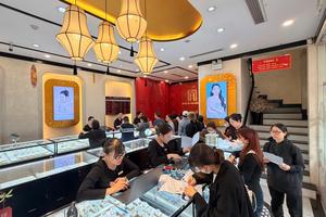 Giá vàng hôm nay 27/3: Vàng giảm gần 2 triệu đồng/lượng