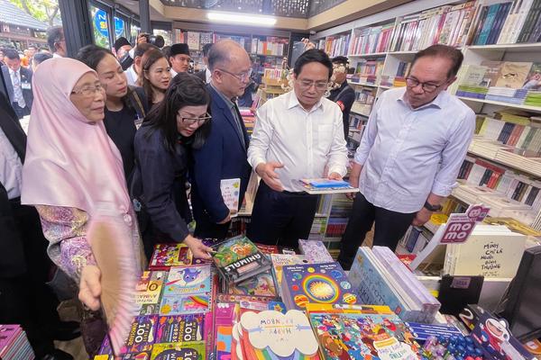 Ban Bí thư: Hình thành tập đoàn xuất bản, đưa sách, báo Việt Nam ra thế giới