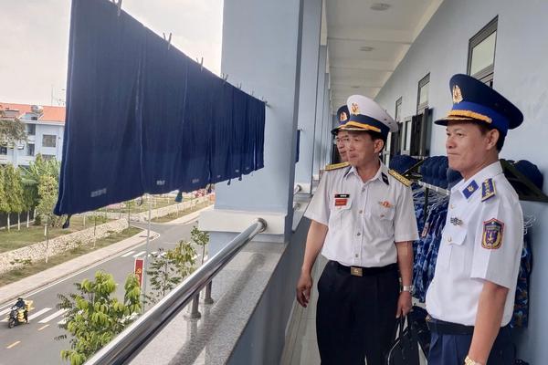 Bộ Tư lệnh Vùng Cảnh sát biển 4 khảo sát, nắm chất lượng tân binh
