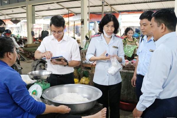 Ngoài thanh tra, kiểm tra, Đồng Tháp làm gì để bảo vệ người tiêu dùng?