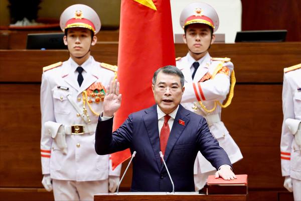 Thủ tướng Lê Minh Hưng: Muốn phát triển nhanh bộ máy phải trong sạch