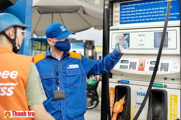 Dầu diesel giảm giá gần 2.000 đồng/lít