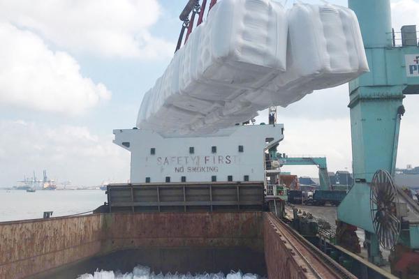 Phú Mỹ đẩy mạnh xuất khẩu ure kỹ thuật, tận dụng cơ hội giá thế giới tăng cao