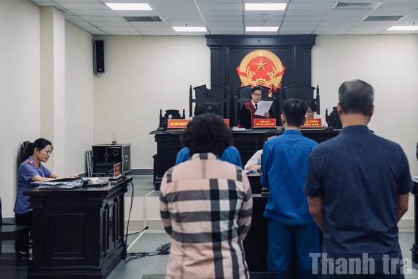 Hà Nội: Các cựu cán bộ phường Thanh Trì tiếp tục hầu toà