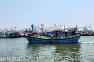 Quảng Trị: Ngư dân “thấp thỏm” khi giá nhiên liệu tăng cao trước thềm vụ cá Nam