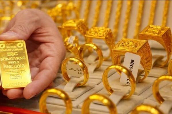 Giá vàng ngày 11/4: Neo trên 172 triệu đồng/lượng, dự báo còn biến động mạnh