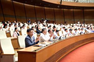 Quốc hội đồng ý giảm thuế với xăng dầu về 0 đến hết tháng 6