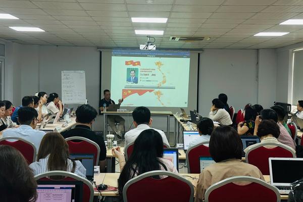 Bồi dưỡng kỹ năng trình bày và thiết kế tác phẩm báo chí trên nền tảng số