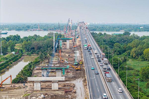 Áp lực giá vật liệu leo thang, nhiều công trình đối mặt nguy cơ đội vốn